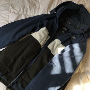 HOLLISTER all weather jacket with hood